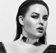 Blink signs book from plus-size supermodel Tess Holliday