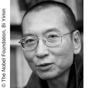 Tributes pour in for dissident writer Liu Xiaobo 