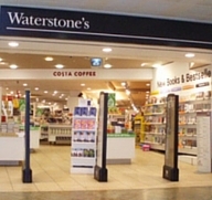 Waterstones closes Reading Oracle store