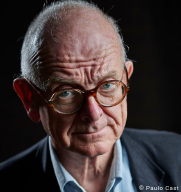 Neurosurgeon Henry Marsh moves to Jonathan Cape for latest title 