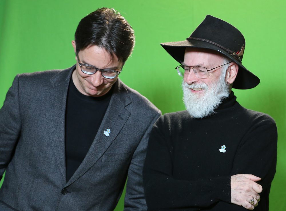 The Bookseller - Rights - Terry Pratchett's official biography snapped up  by Transworld