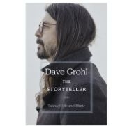 Grohl strolls to Foyles ahead of memoir release