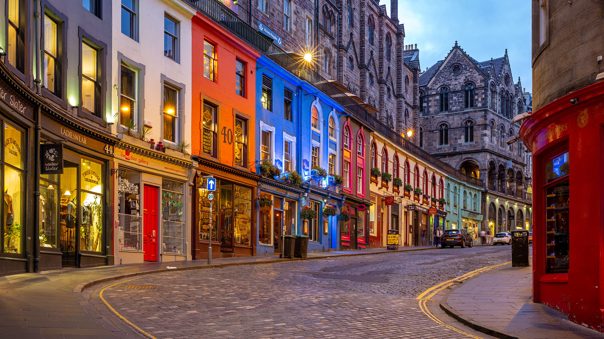 Edinburgh © Shutterstock