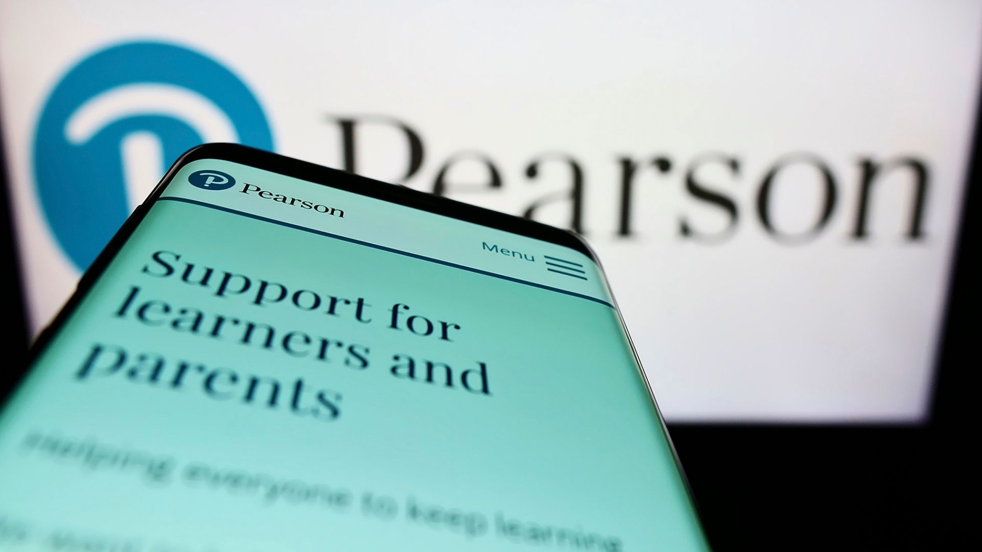 Pearson's largest investor says the publisher should switch listing to US