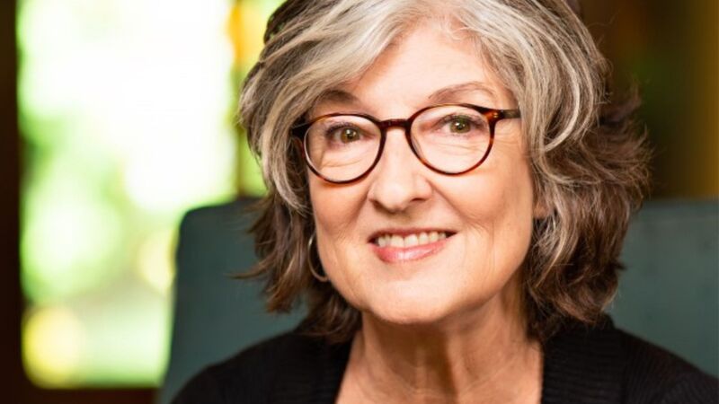 Faber brings Barbara Kingsolver's Holding the Line to the UK for the first time