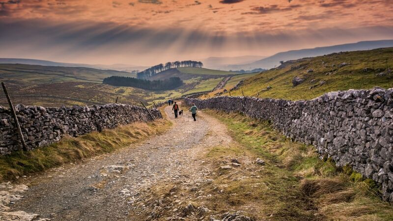 Skinner takes on Pennine walk for Rebecca Swift Foundation