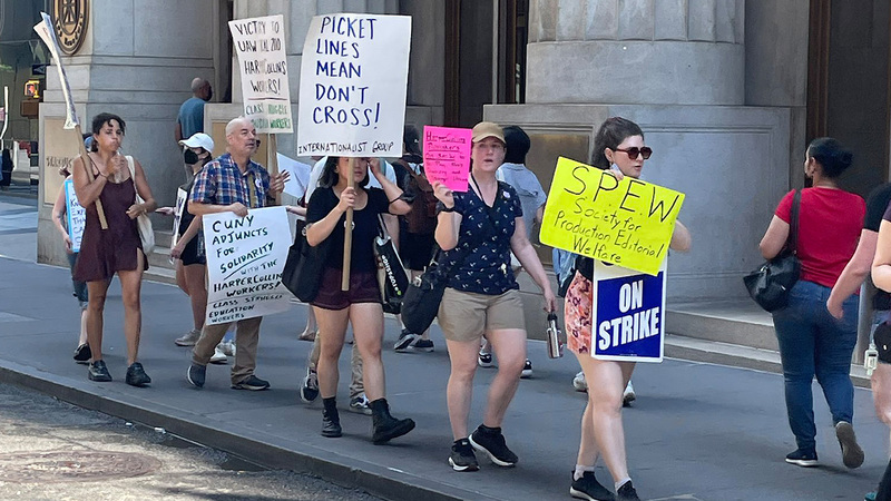 Unions report burgeoning membership in book trade as cost of living bites