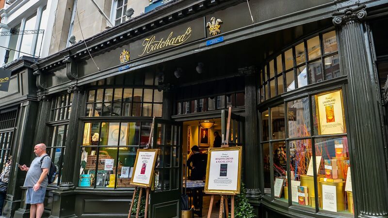 Hatchards to open bookshop in Cheltenham