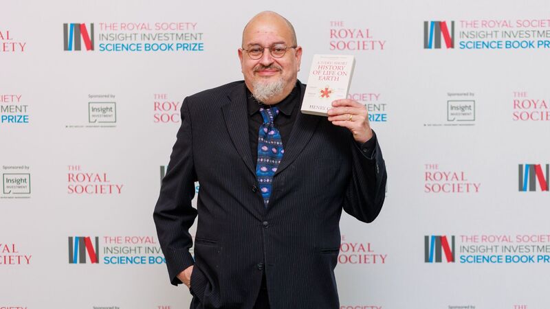 Gee wins £25,000 Royal Society Science Book Prize for ‘enlightening tale of survival’