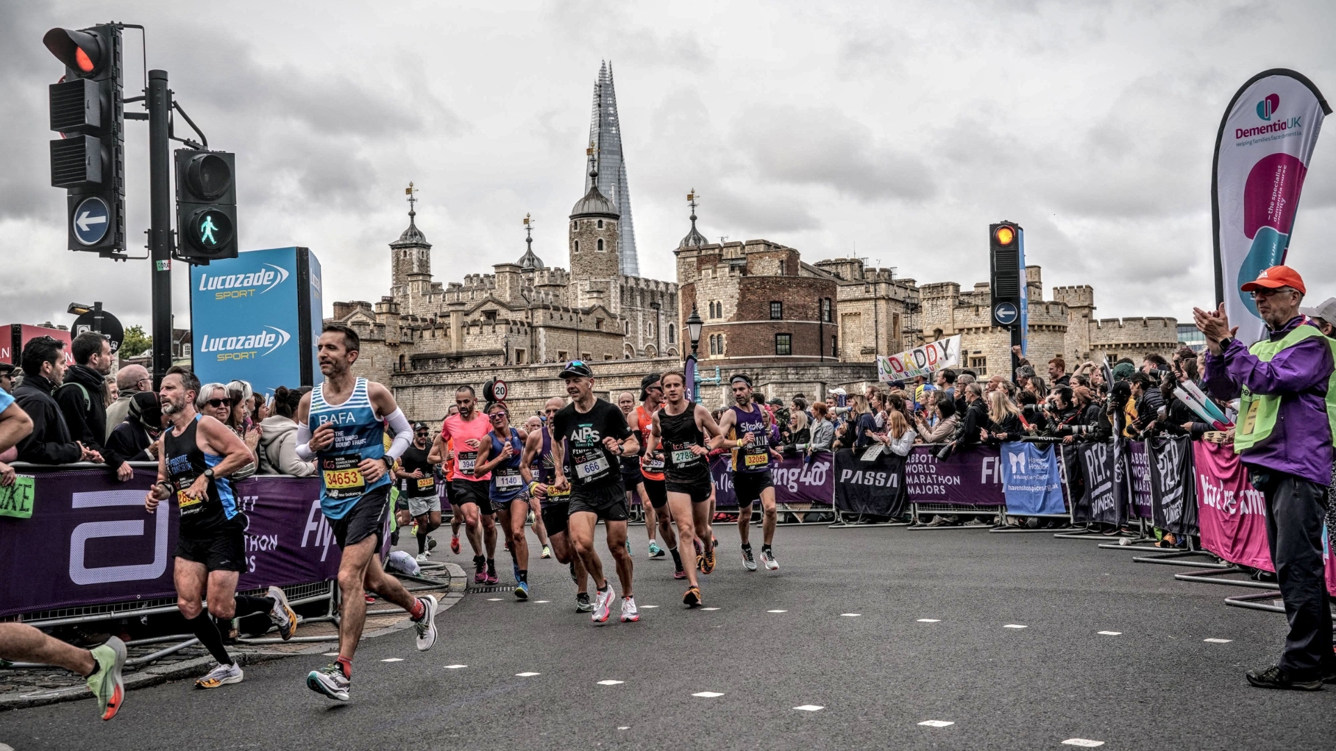 Book trade members gear up for fast-approaching 2023 London Marathon