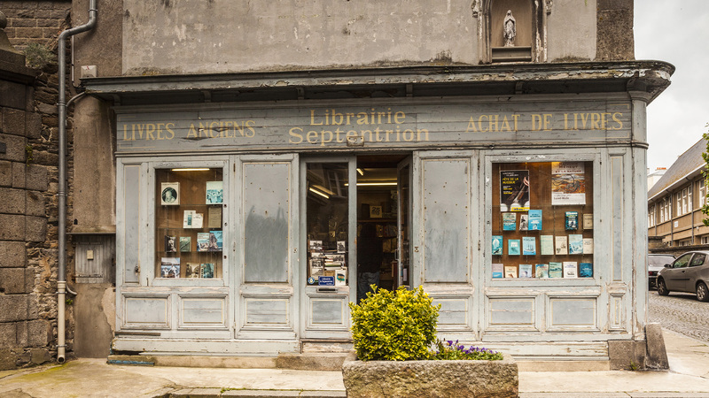 Keep your bookshops close