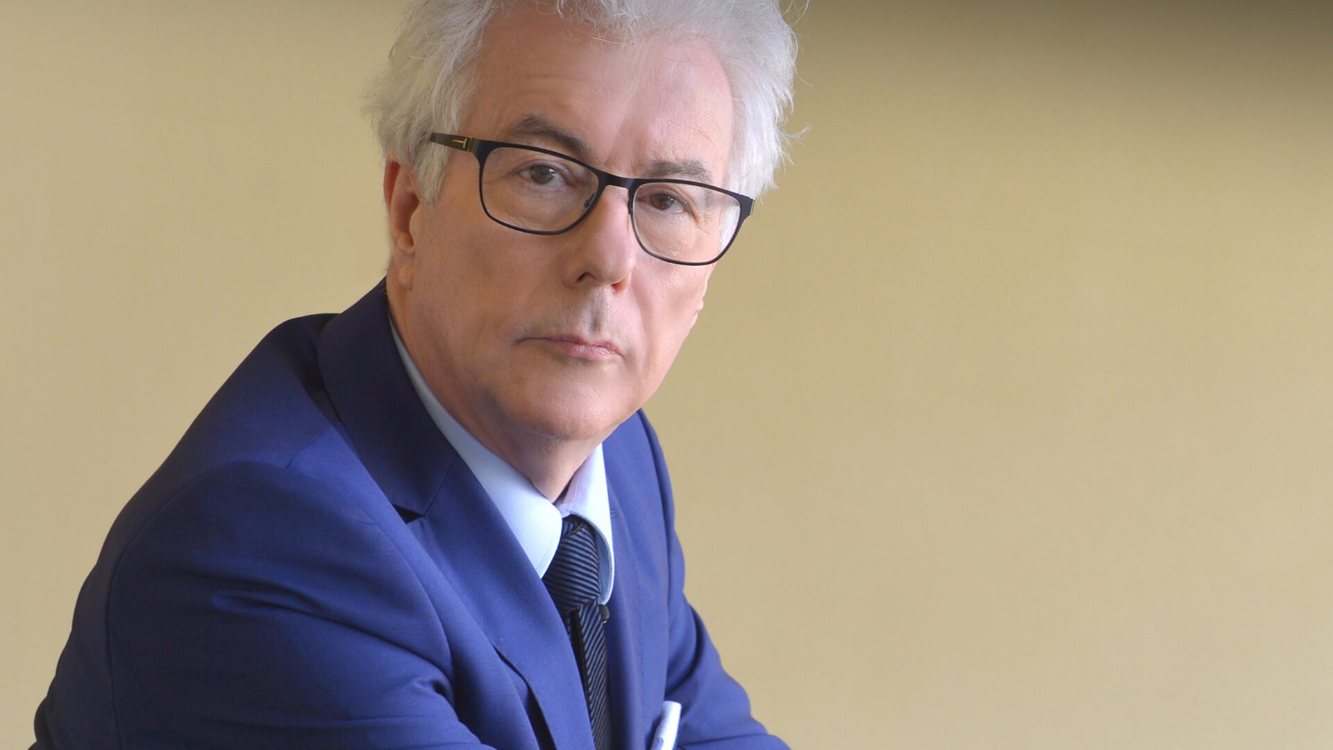 The Bookseller - Author Interviews - Ken Follett  'I didn't foresee this  becoming five books at all. If I had, I would have been more intimidated