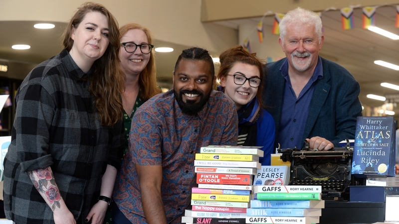 Dhonnagáin and Smyth appointed Irish Book Week ambassadors as celebration dates revealed