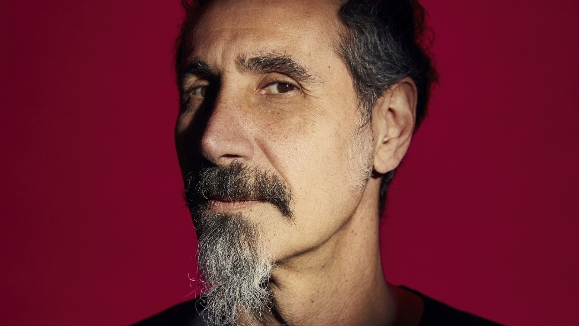 Serj Tankian © Travis Shrine