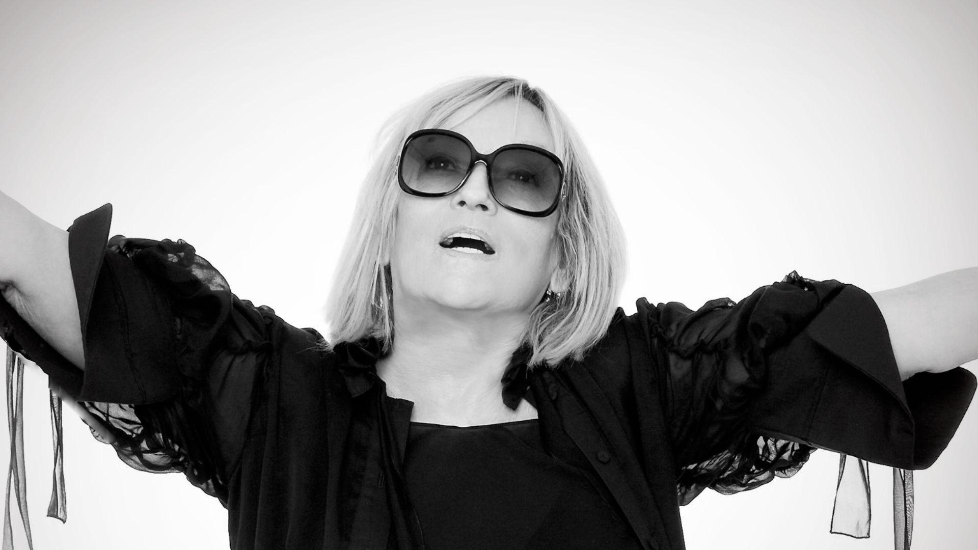 Annie Nightingale © Anya Campbell Photography