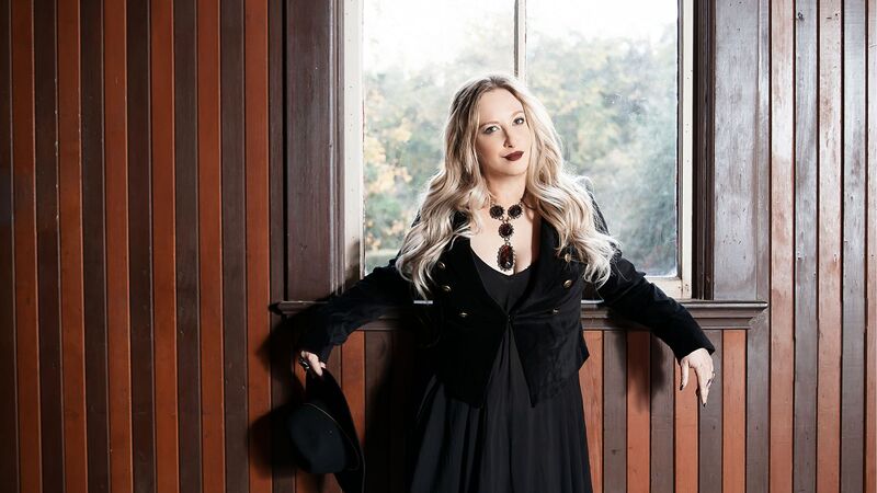 Leigh Bardugo on her new historical fantasy novel set during the Spanish Inquisition