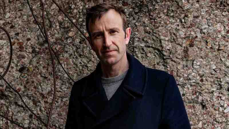 Magic Cat Publishing signs three-book deal with Robert Macfarlane and Luke Adam Hawker 