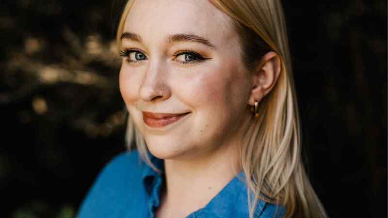 HarperVoyager snaps up Kalie Reid’s adult fantasy romance debut in a six-way auction