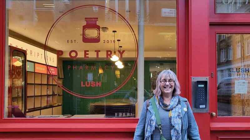 Macmillan acquires the Poetry Pharmacy series from Deborah Alma