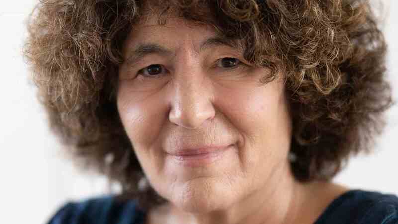 Faber to publish Francesca Simon’s first novel for adults