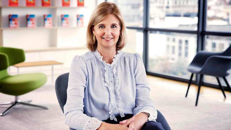 Reading crisis bigger threat to book trade than AI, Joanna Prior warns