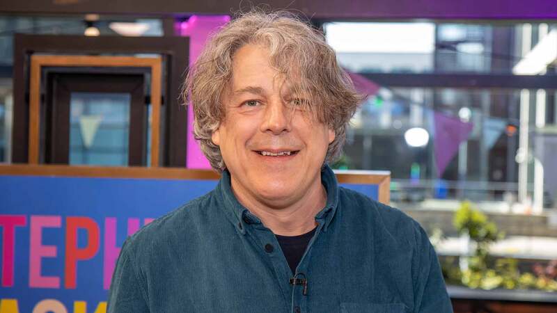 Monoray acquires new 'startlingly honest' memoir from Alan Davies