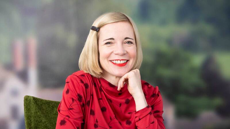 Lucy Worsley's next three books signed to Hodder & Stoughton