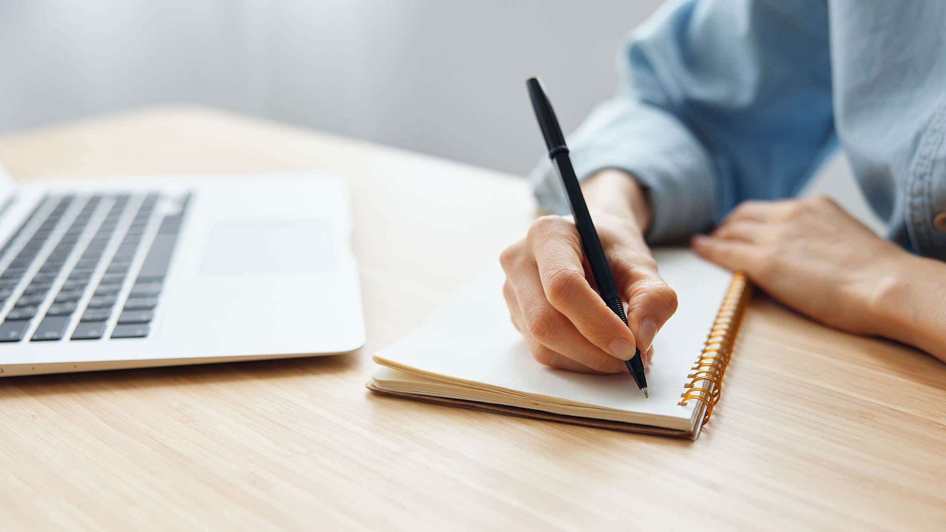 writer notebook laptop course learning SHUTTERSTOCK