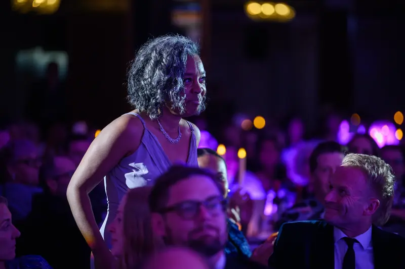 2025: Carolynn Bain, winner of the Individual Bookseller of the Year Nibbie