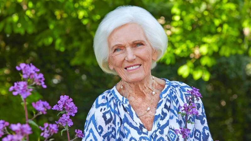 DK to publish Mary Berry's memoir dedicated to gardens and growing her own food