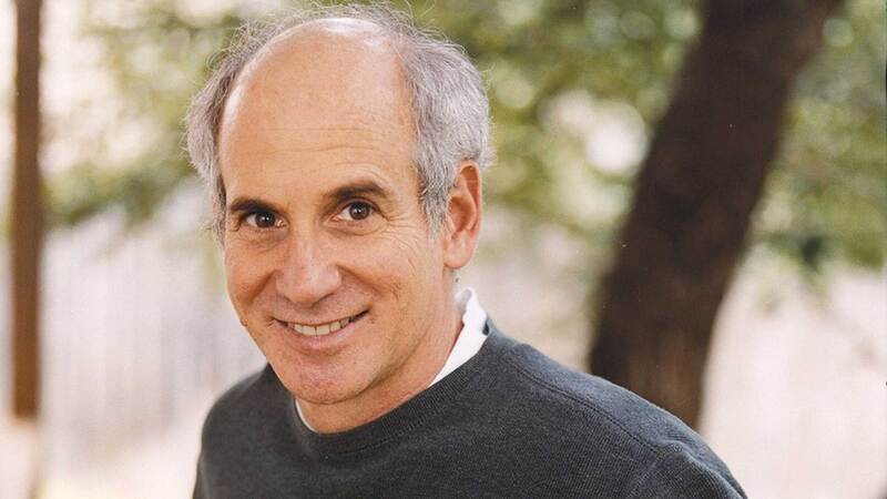 Louis Sachar makes his adult fiction debut with an enchanting tale set in Renaissance Italy
