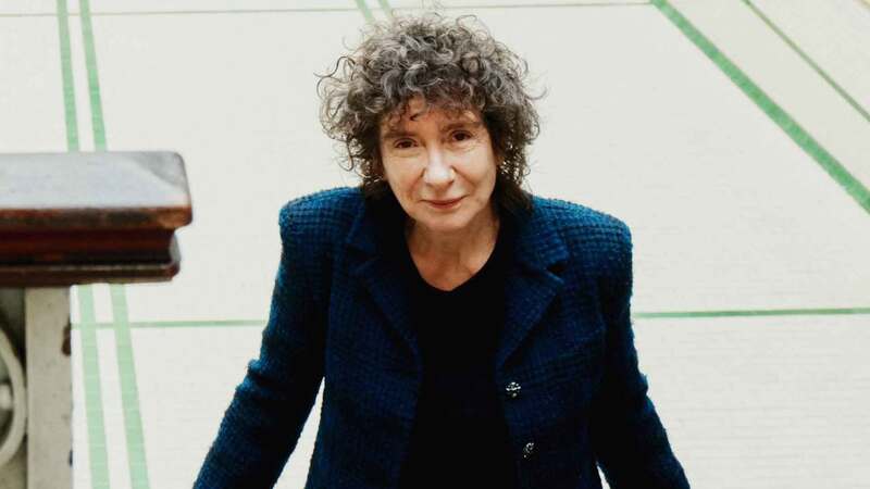 Jeanette Winterson&rsquo;s &lsquo;tribute to storytelling&rsquo; signed by Jonathan Cape