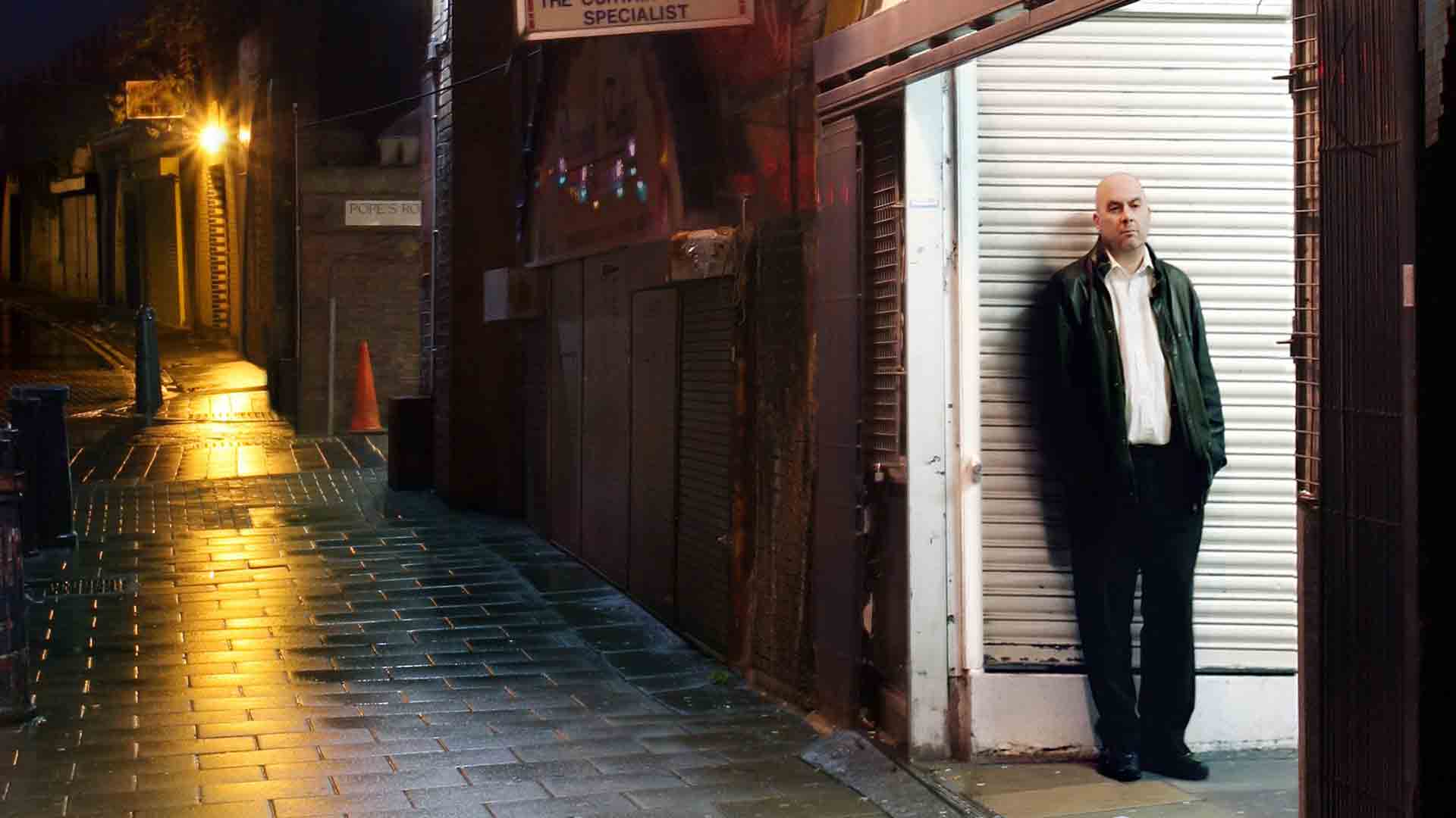 Salt signs Dubai-set crypto novel by Tibor Fischer