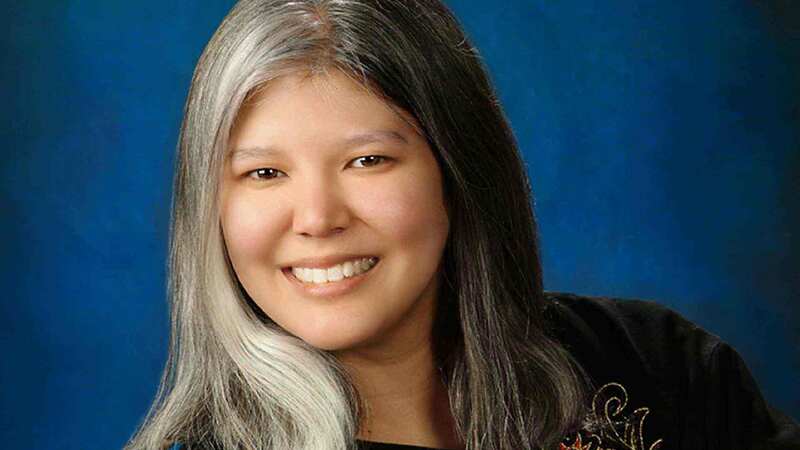 Julie Kagawa locks in first place in the Indie chart