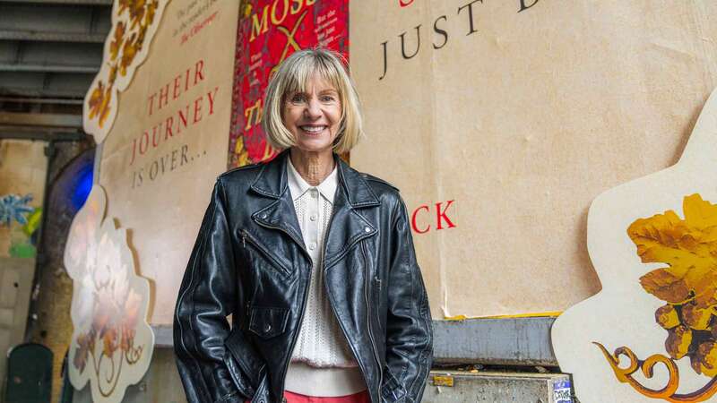 Libraries Connected names Kate Mosse Public Library Champion for 2026