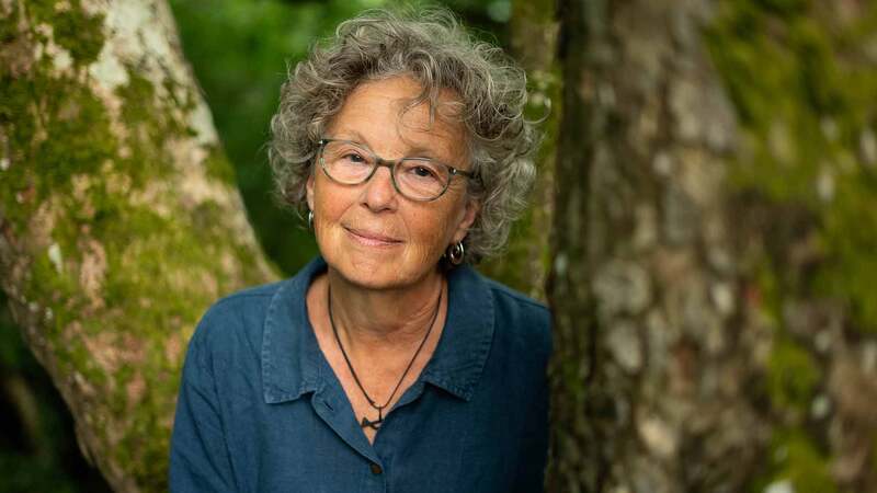 Honno signs Anne Keer&rsquo;s &lsquo;pitch-perfect&rsquo; historical debut