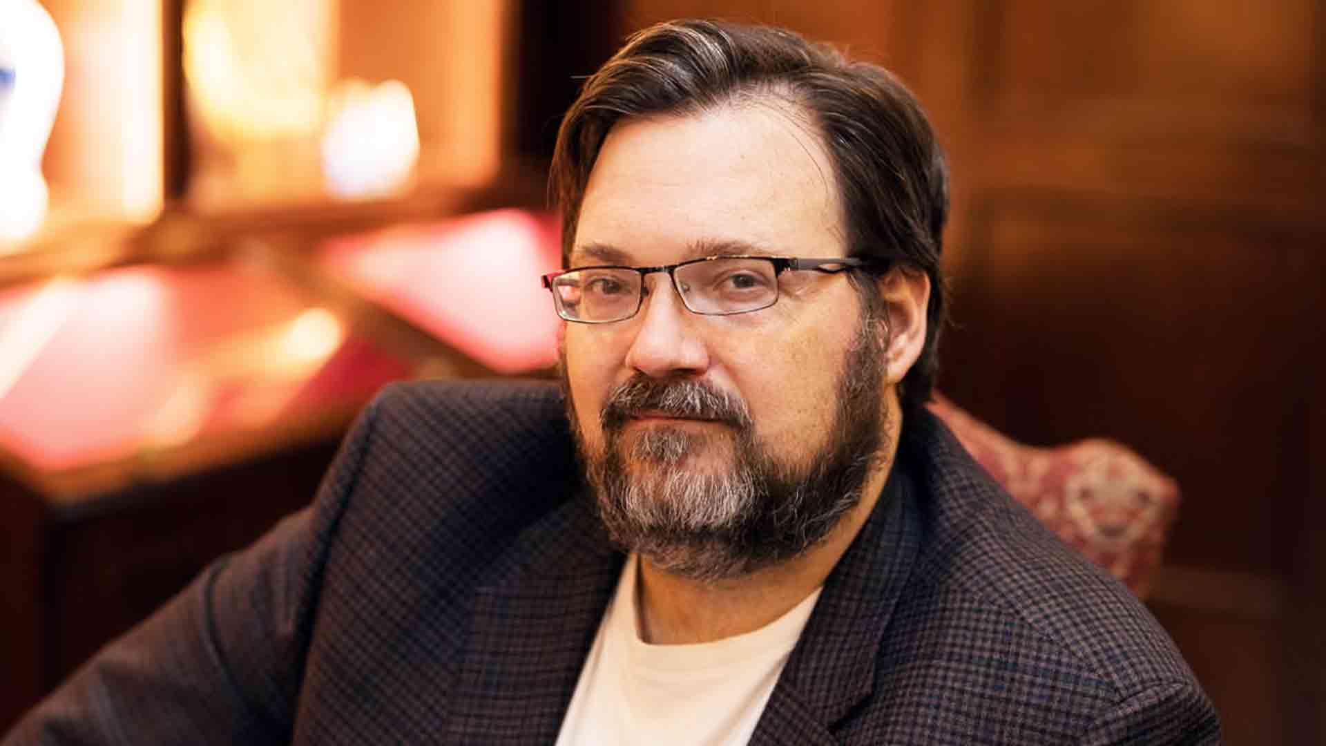 Brandon Sanderson &copy; Octavia Escamilla-Spiker