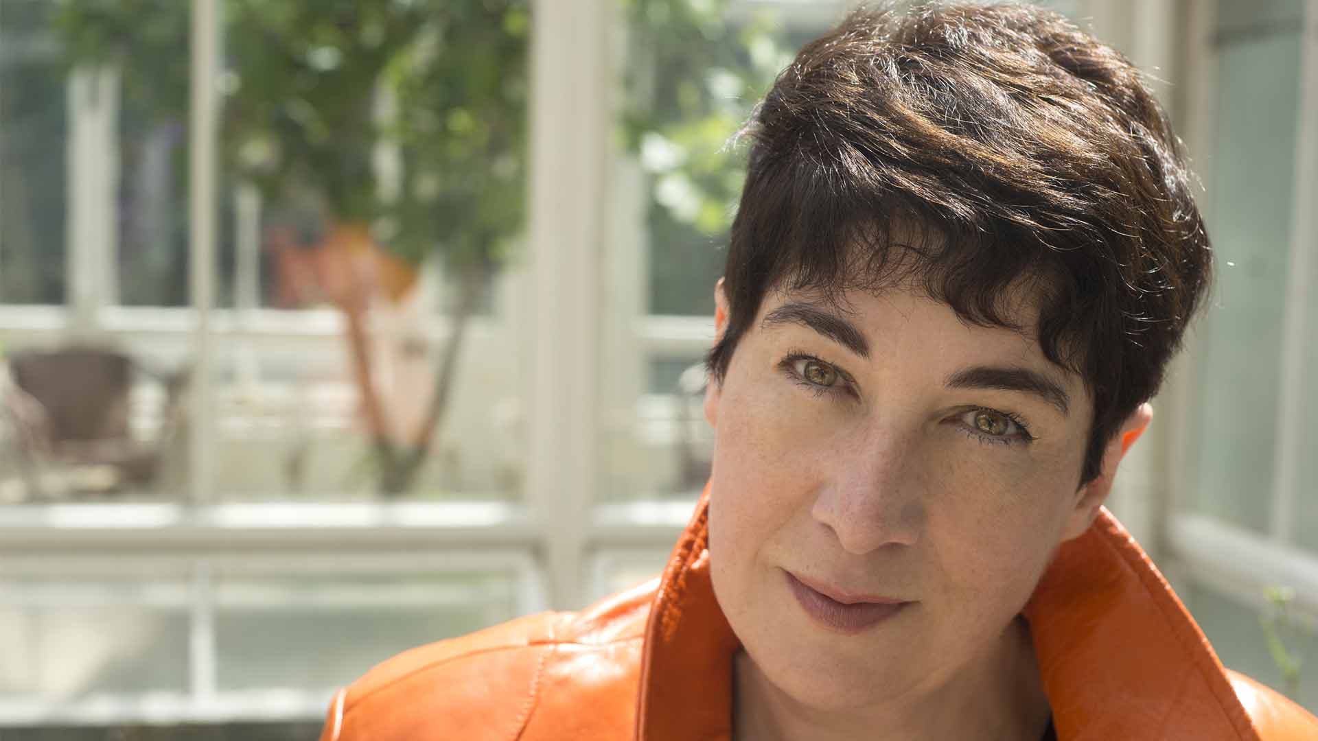 Joanne Harris (c) Jennifer Roberts/Kyte Photography