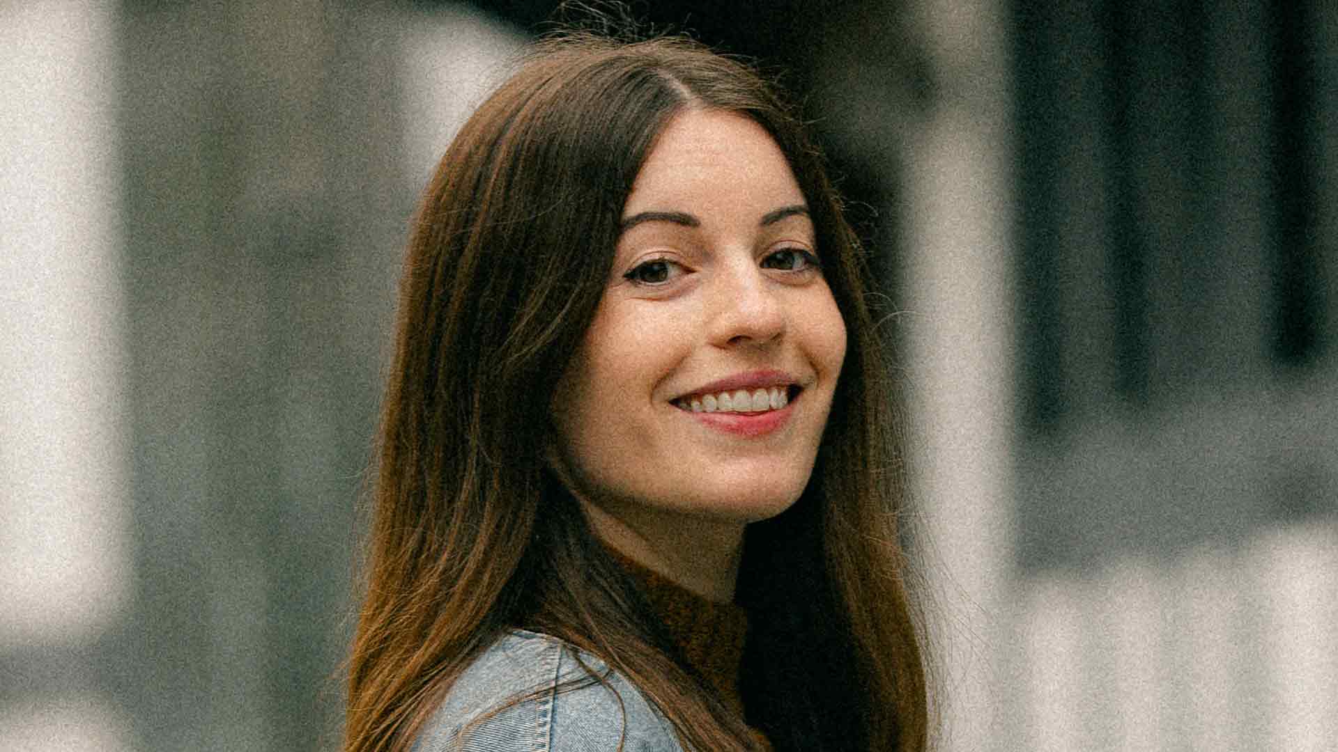 Scarlett Press wins six-way auction for Sophie Jo's romcom in two-book deal