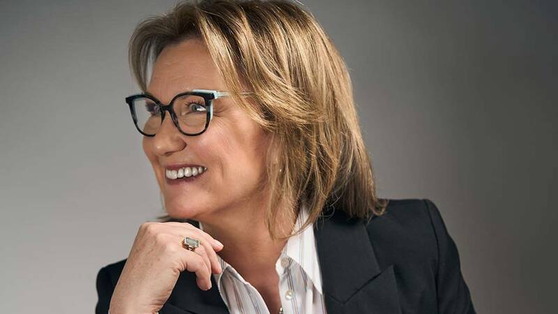 Jane Curry named MD of Simon & Schuster Australia and New Zealand