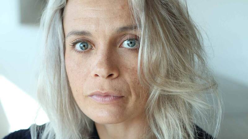 Allen Lane wins 10-way auction for Sophie Smith&rsquo;s &lsquo;breathtakingly original&rsquo; work