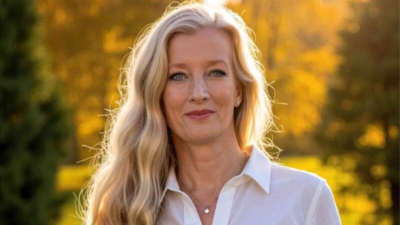 Helen Fields moves to Transworld with three &lsquo;nail-biting&rsquo; crime thrillers