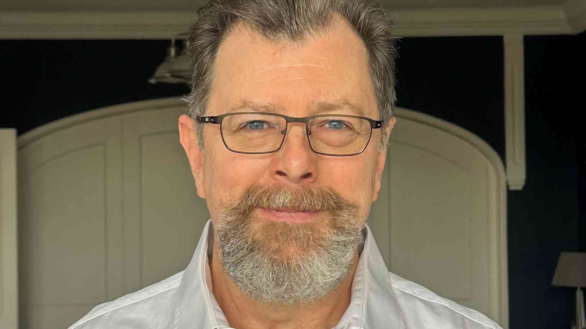 Conn Iggulden moves to Hodder Fiction with new historical thriller trio