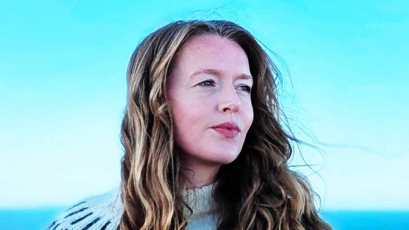 Manilla Press pre-empts Rebecca Hooper's 'absorbing, unsettling' debut