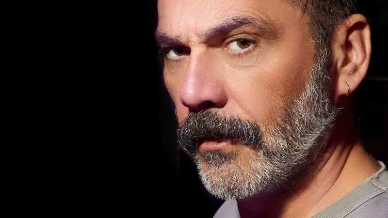 Fashion designer Roland Mouret&rsquo;s memoir goes to Quercus