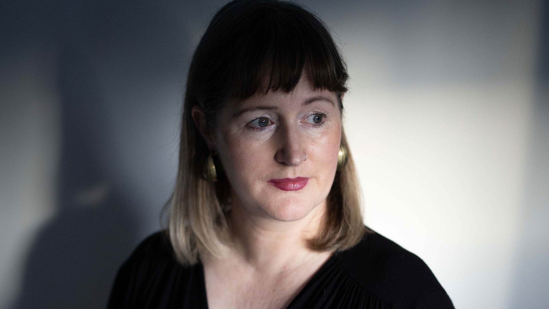 Mercier Press signs poet Julie Goo’s ‘funny, tender’ debut novel