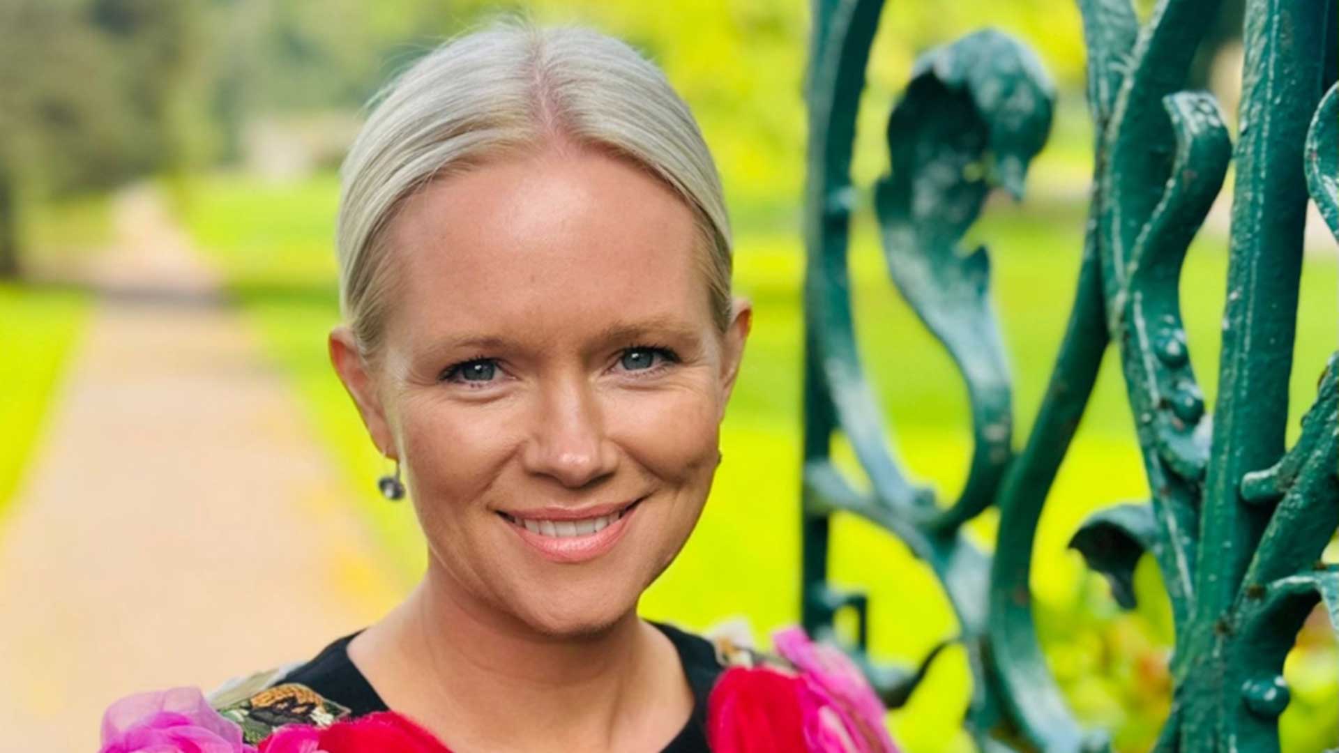 Cecelia Ahern &copy; RNAGraphics