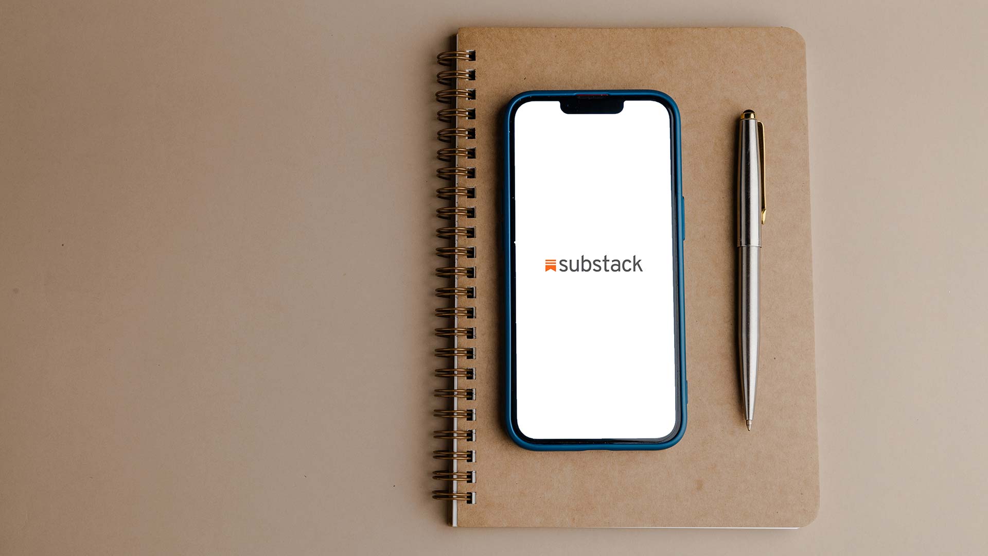 Substack &copy; Photo For Everything/Shutterstock