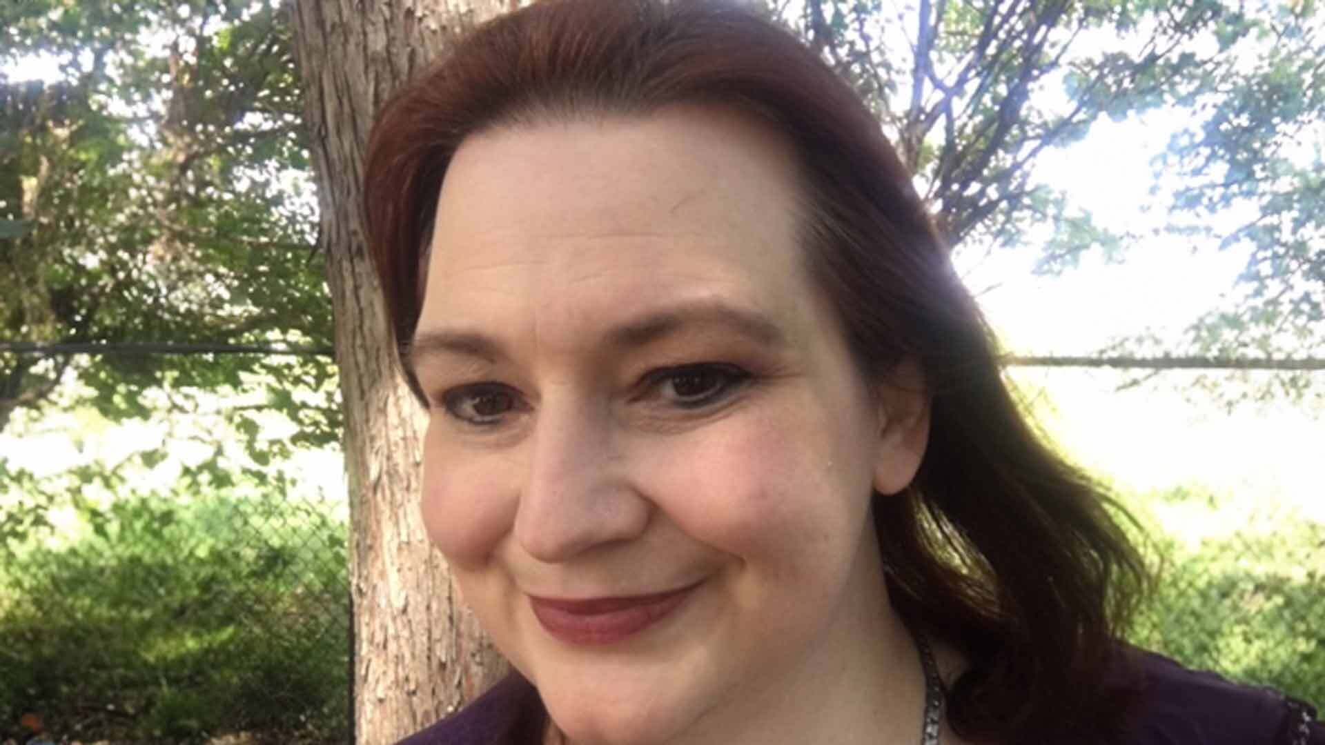 Joffe Books signs nine-book deal for Amber Royer's cosy mystery series