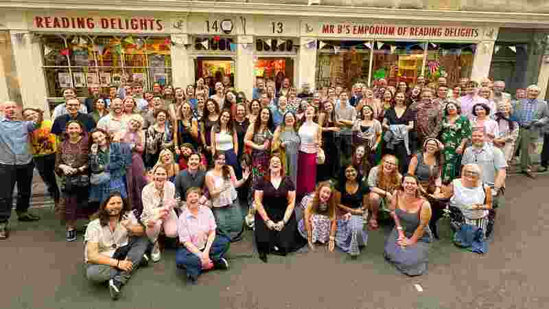 Mr B&rsquo;s celebrates 20th anniversary with Bookshop Band concert and weekend street party